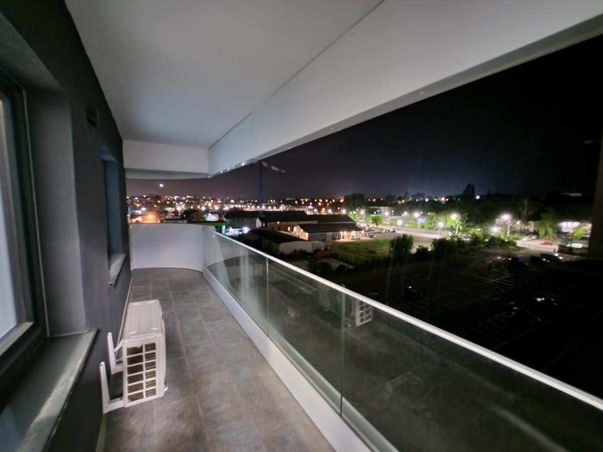 Near Airport 2 Rooms Apartments In Himson ヤシ エクステリア 写真