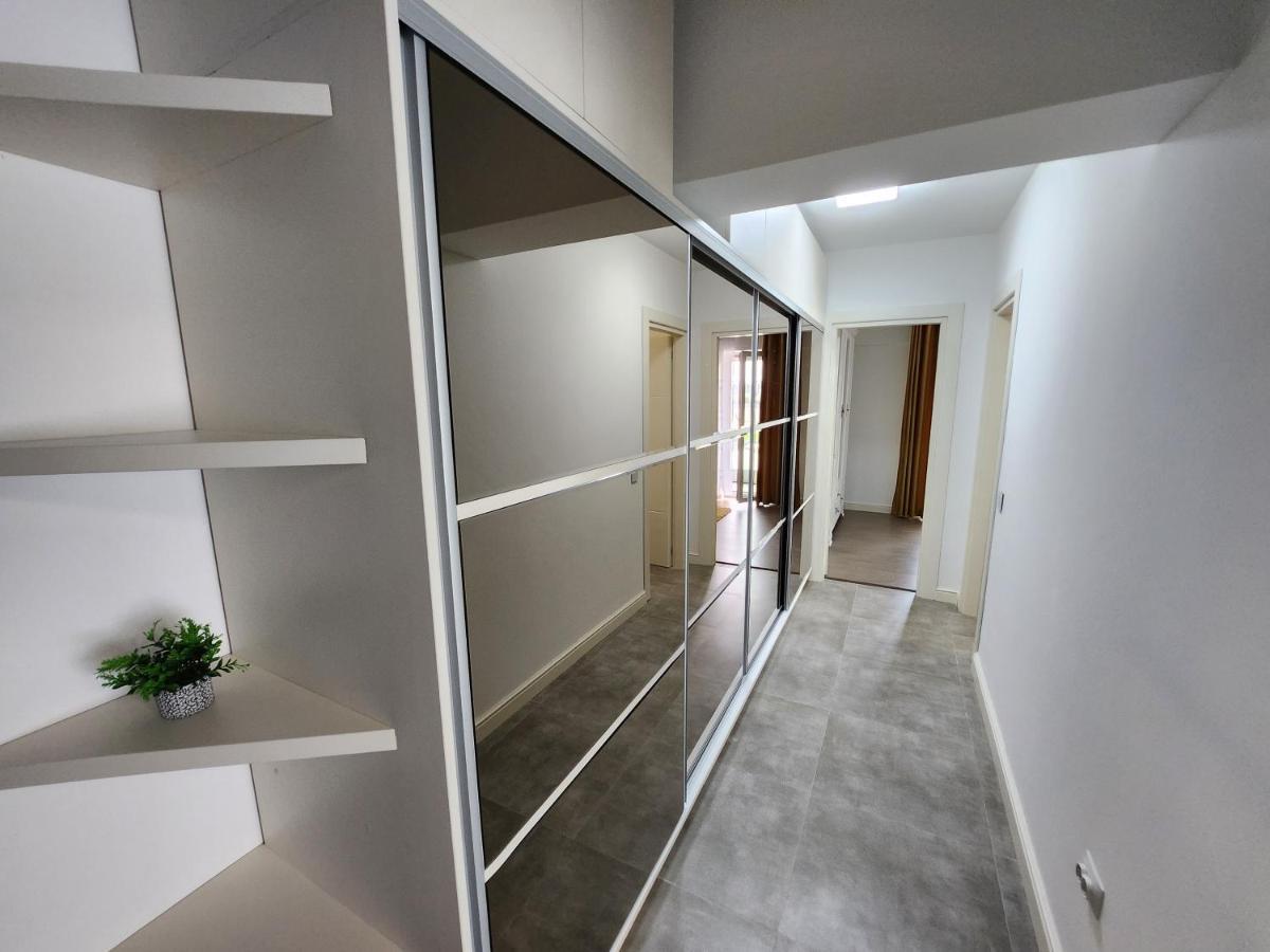 Near Airport 2 Rooms Apartments In Himson ヤシ エクステリア 写真