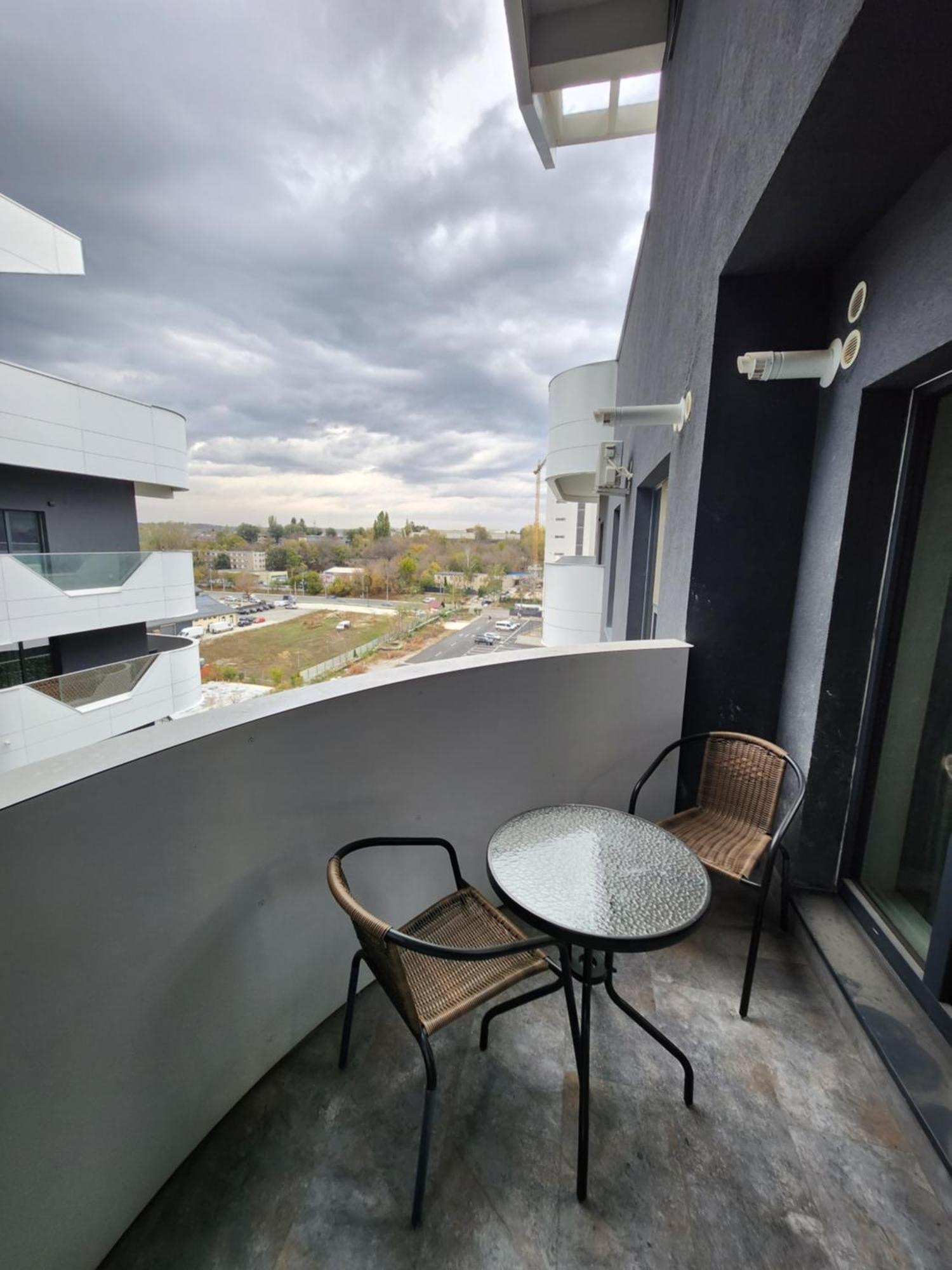 Near Airport 2 Rooms Apartments In Himson ヤシ エクステリア 写真